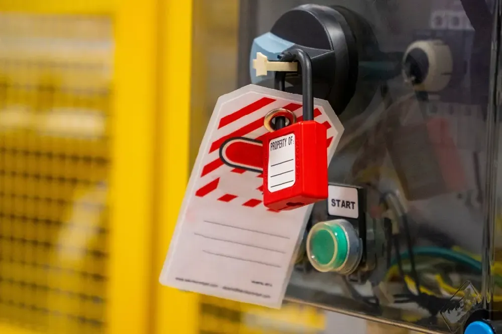 Lockout device in action.